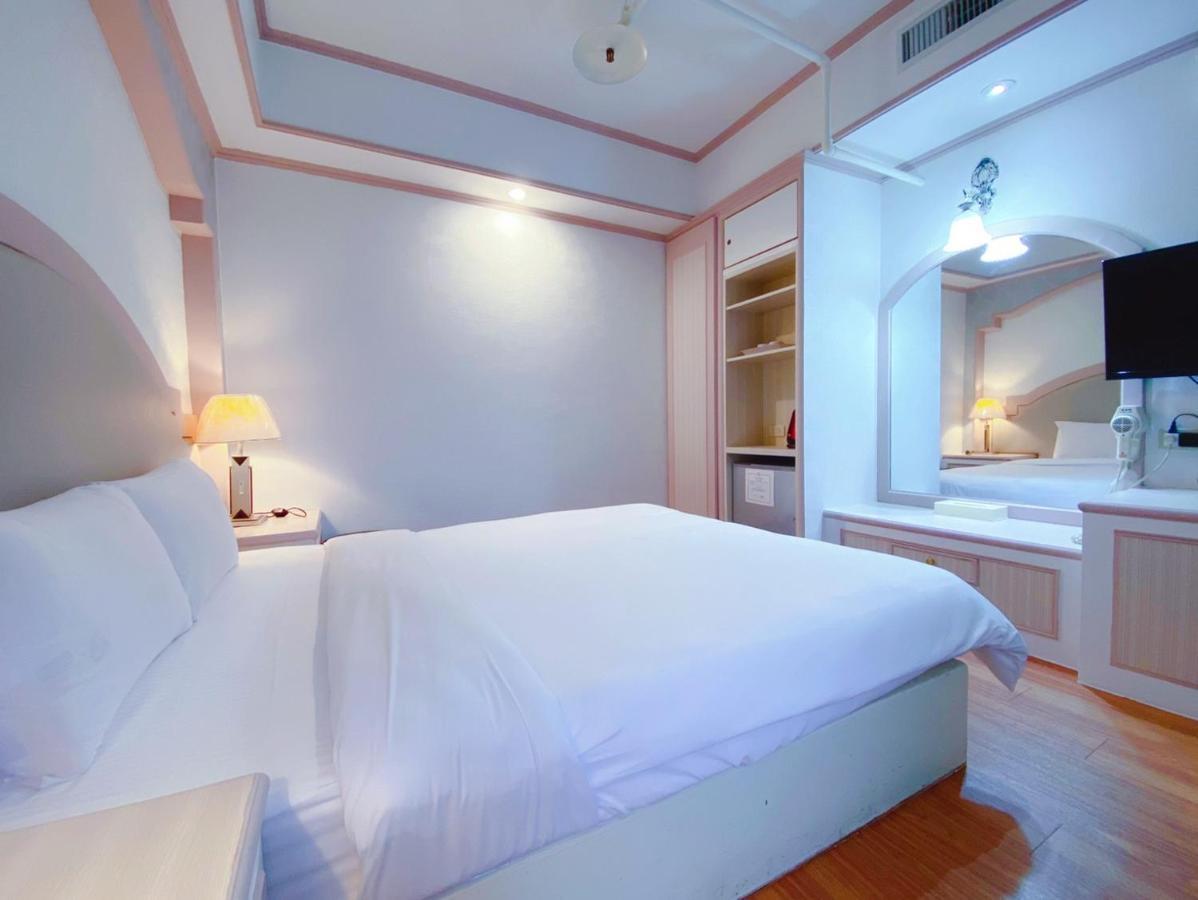 Chrysler Hotel 타이베이 외부 사진