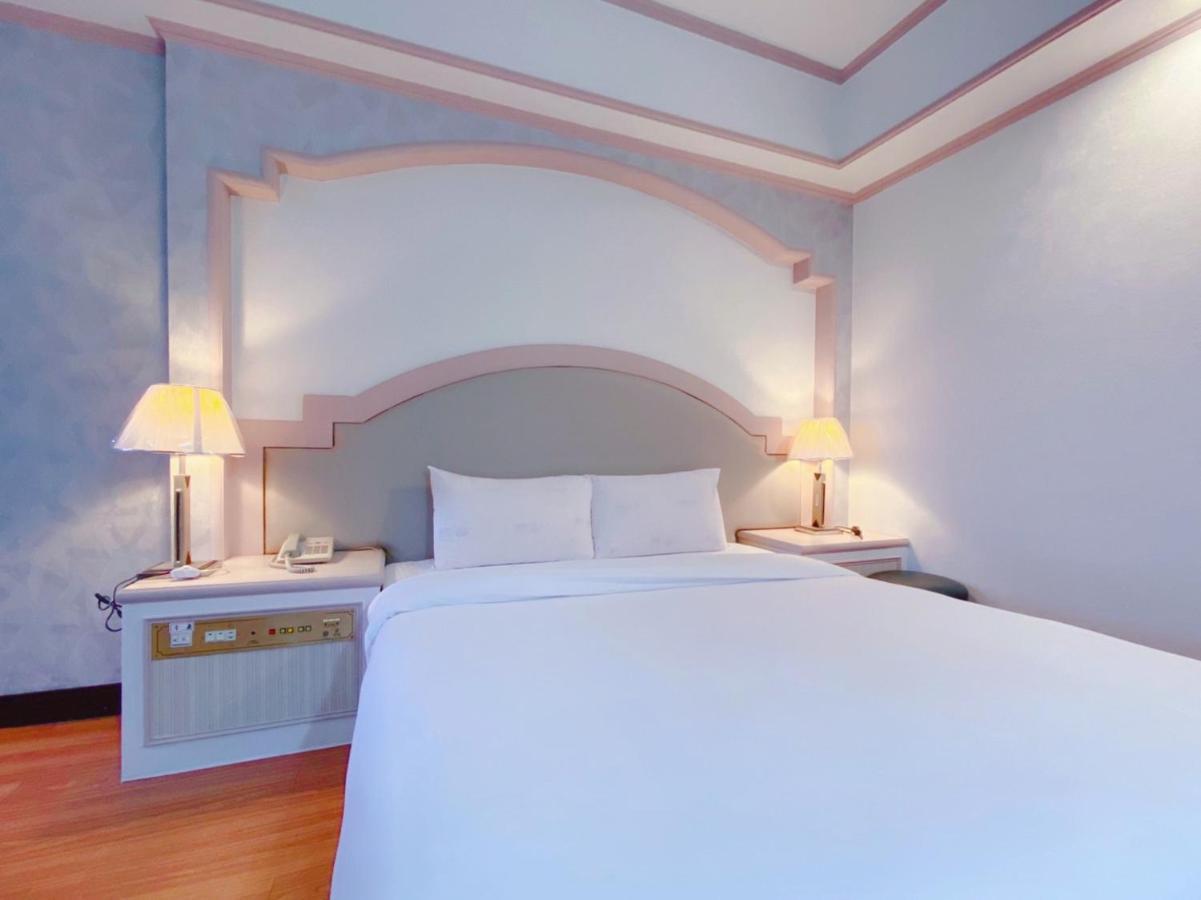 Chrysler Hotel 타이베이 외부 사진